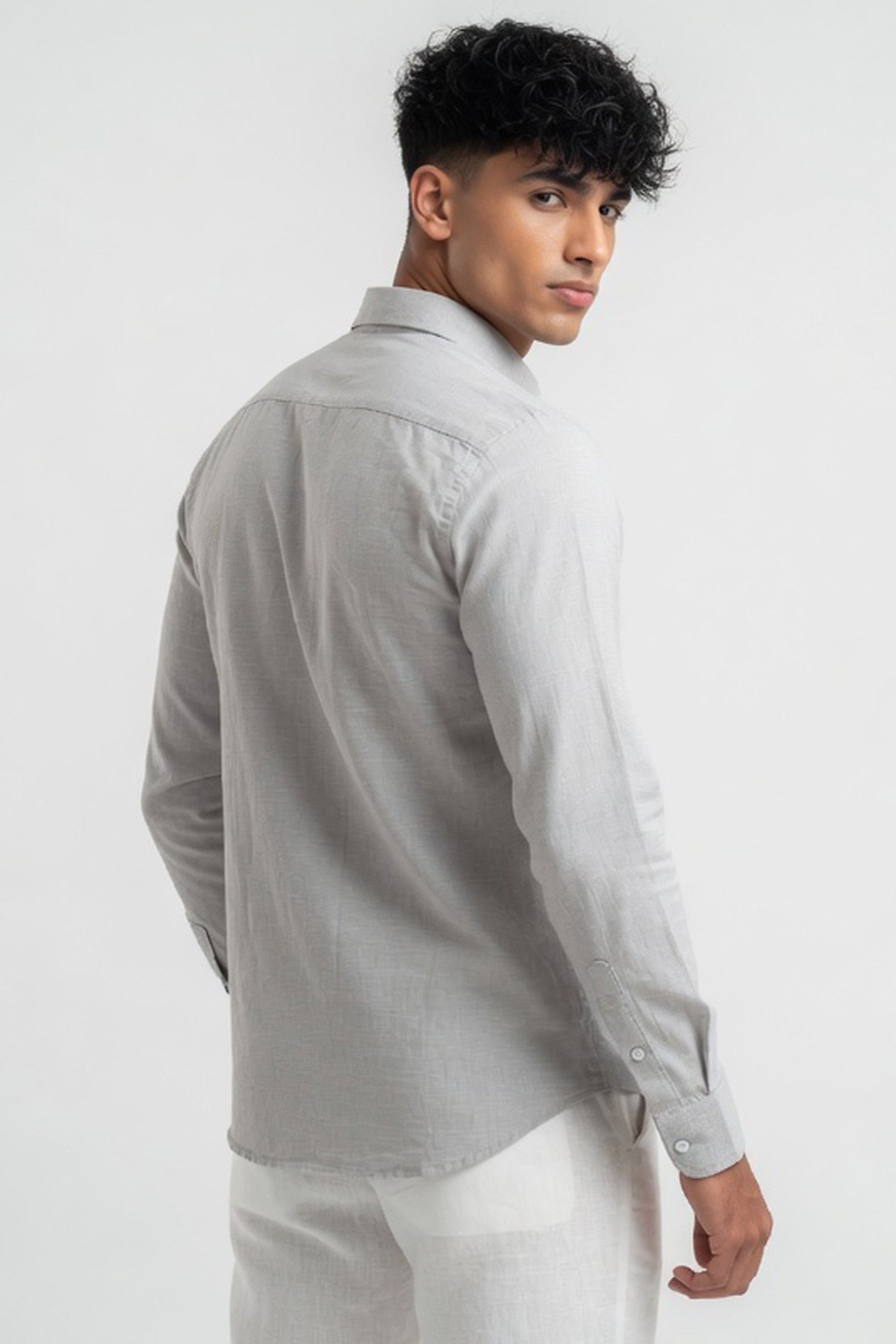 Silver Cloud Textured Slim-Fit Shirt