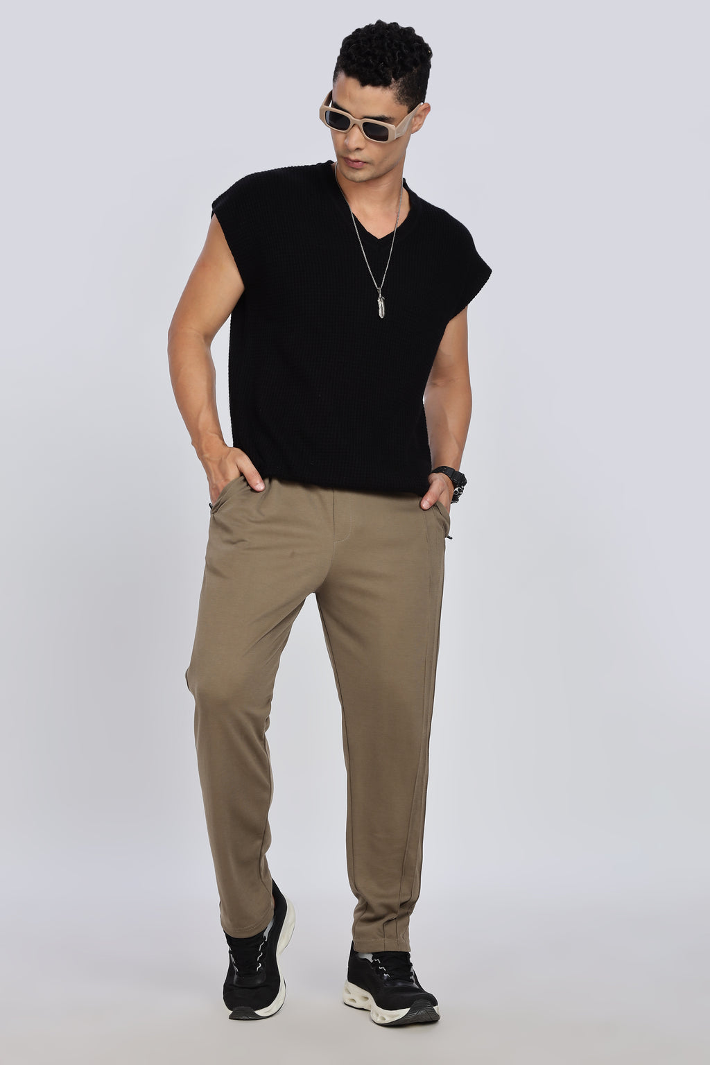 Men Brown Casual Jogger with Drawstring Waist & Side Pockets
