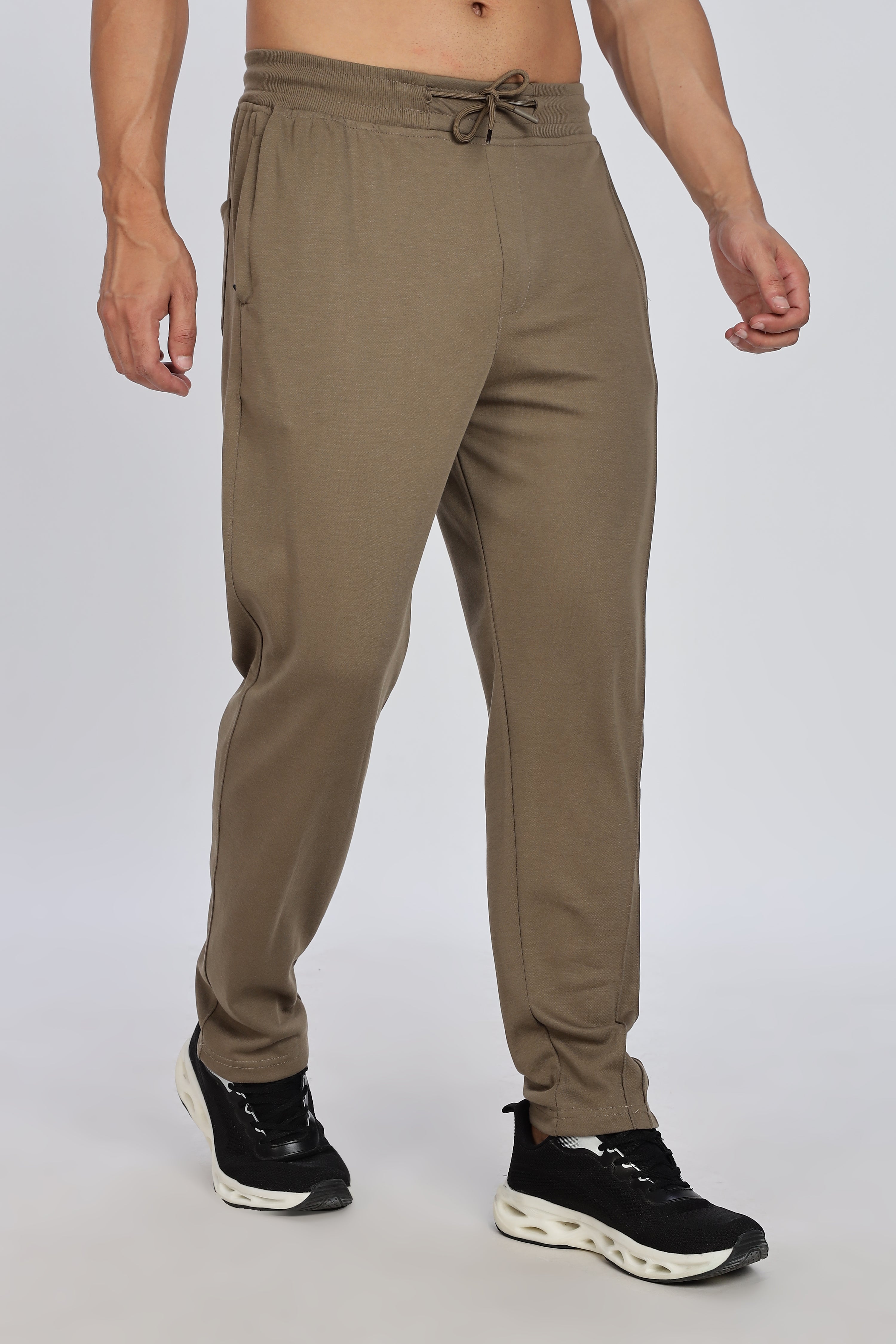Men Brown Casual Jogger with Drawstring Waist & Side Pockets
