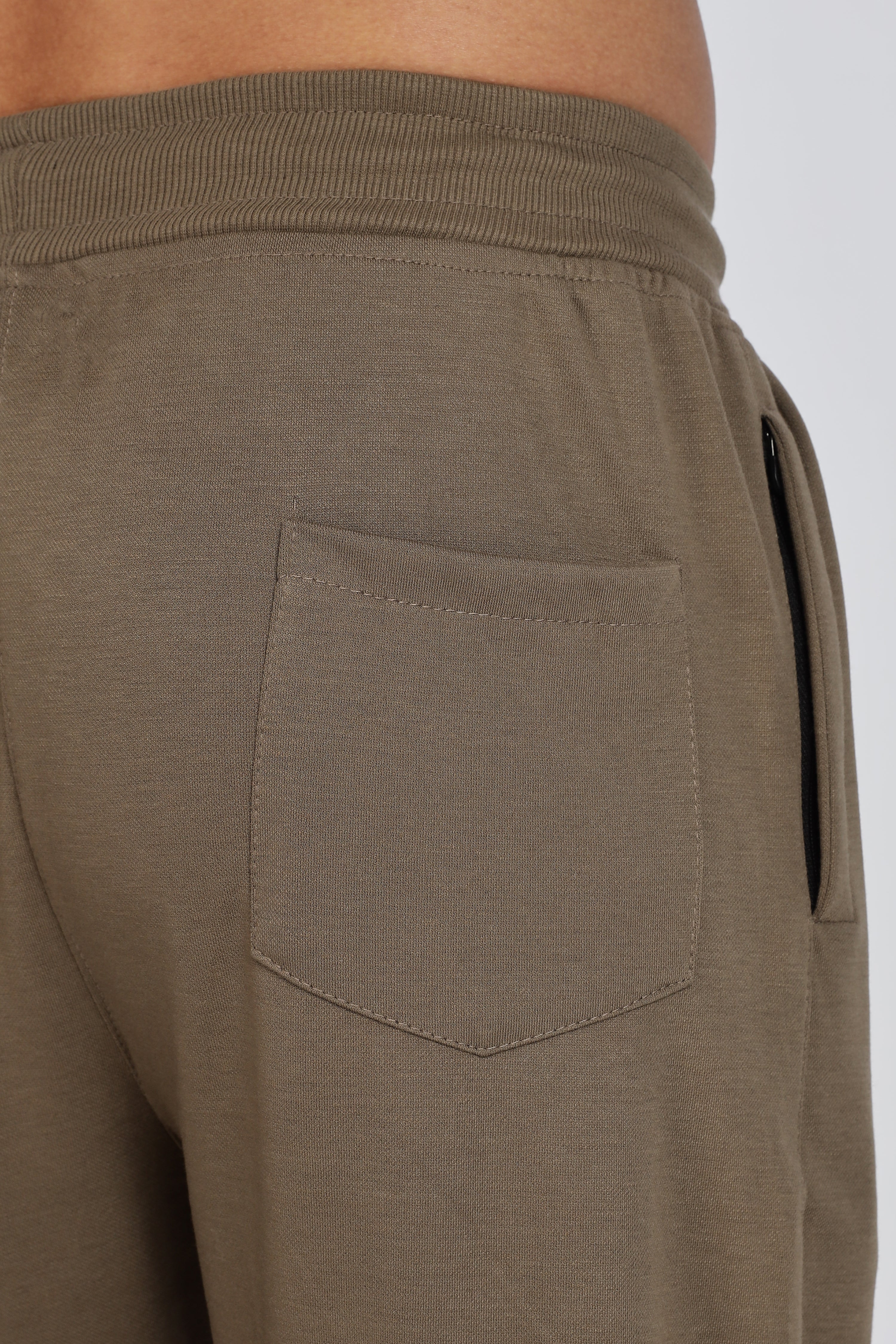Men Brown Casual Jogger with Drawstring Waist & Side Pockets
