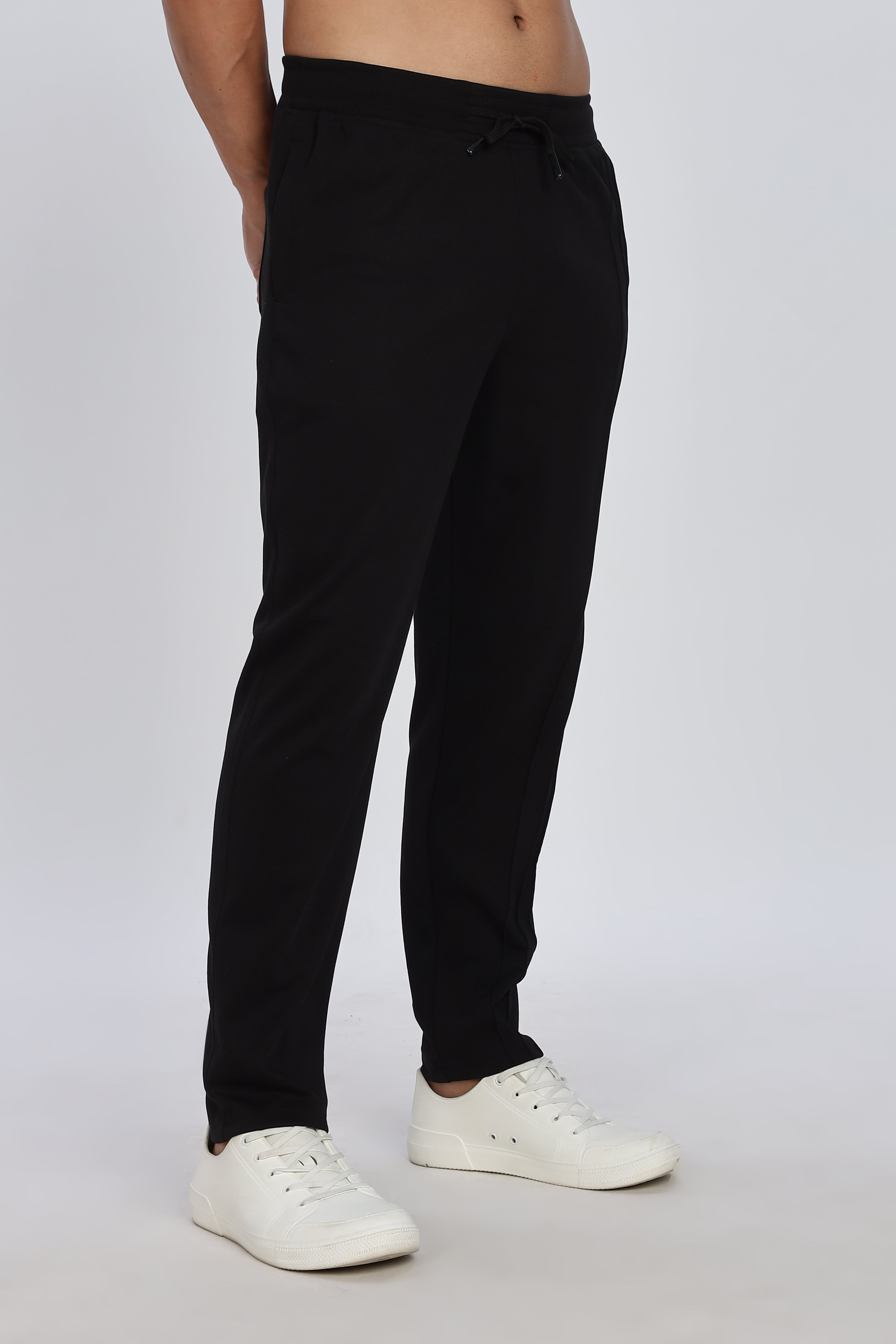 Men Solid Black Casual Jogger with Drawstring Waist & Side Pockets
