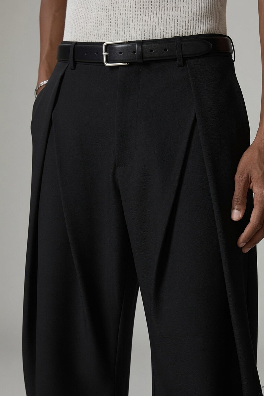 Black Pleated Wide-Leg Trousers