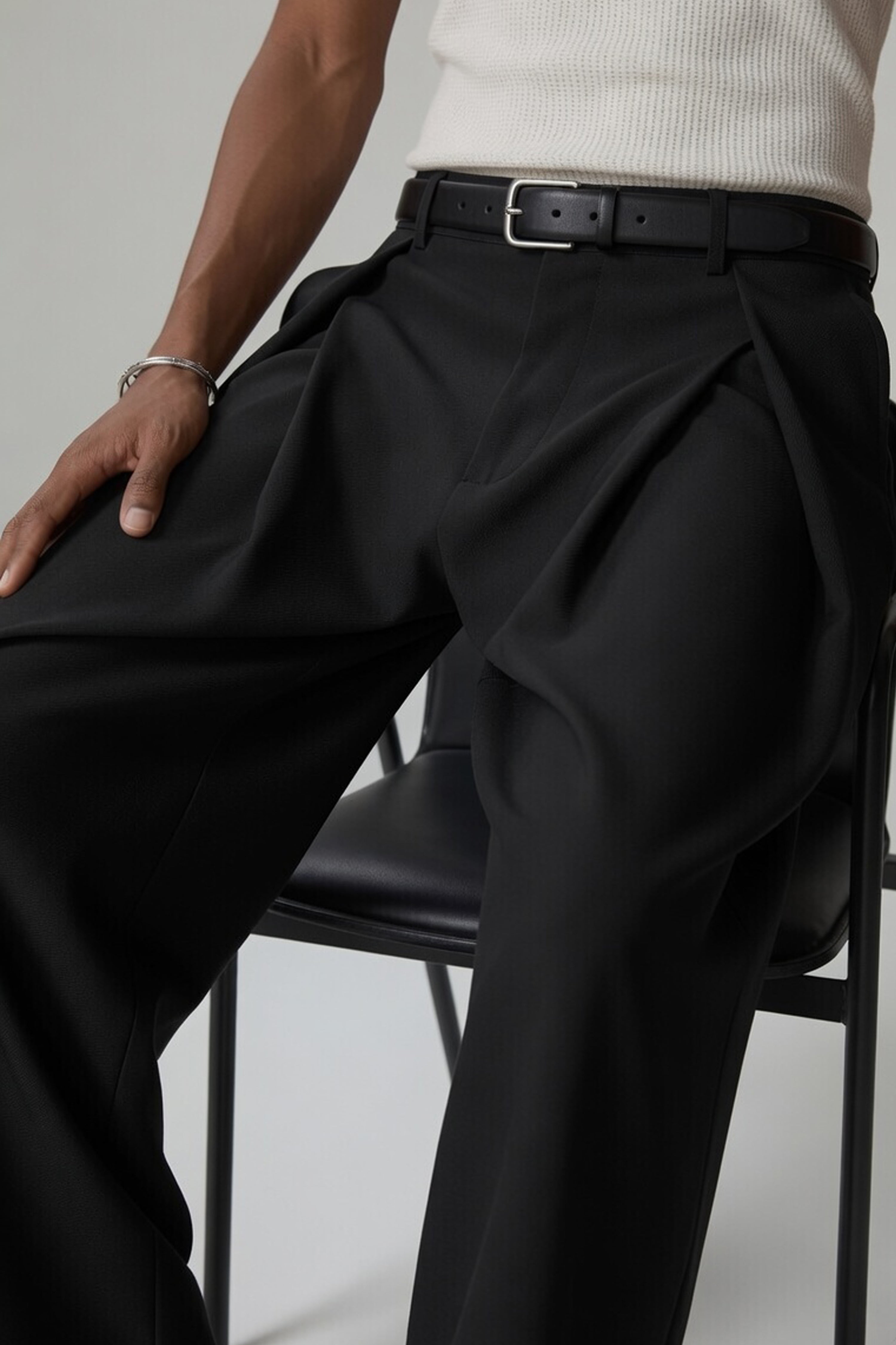 Black Pleated Wide-Leg Trousers