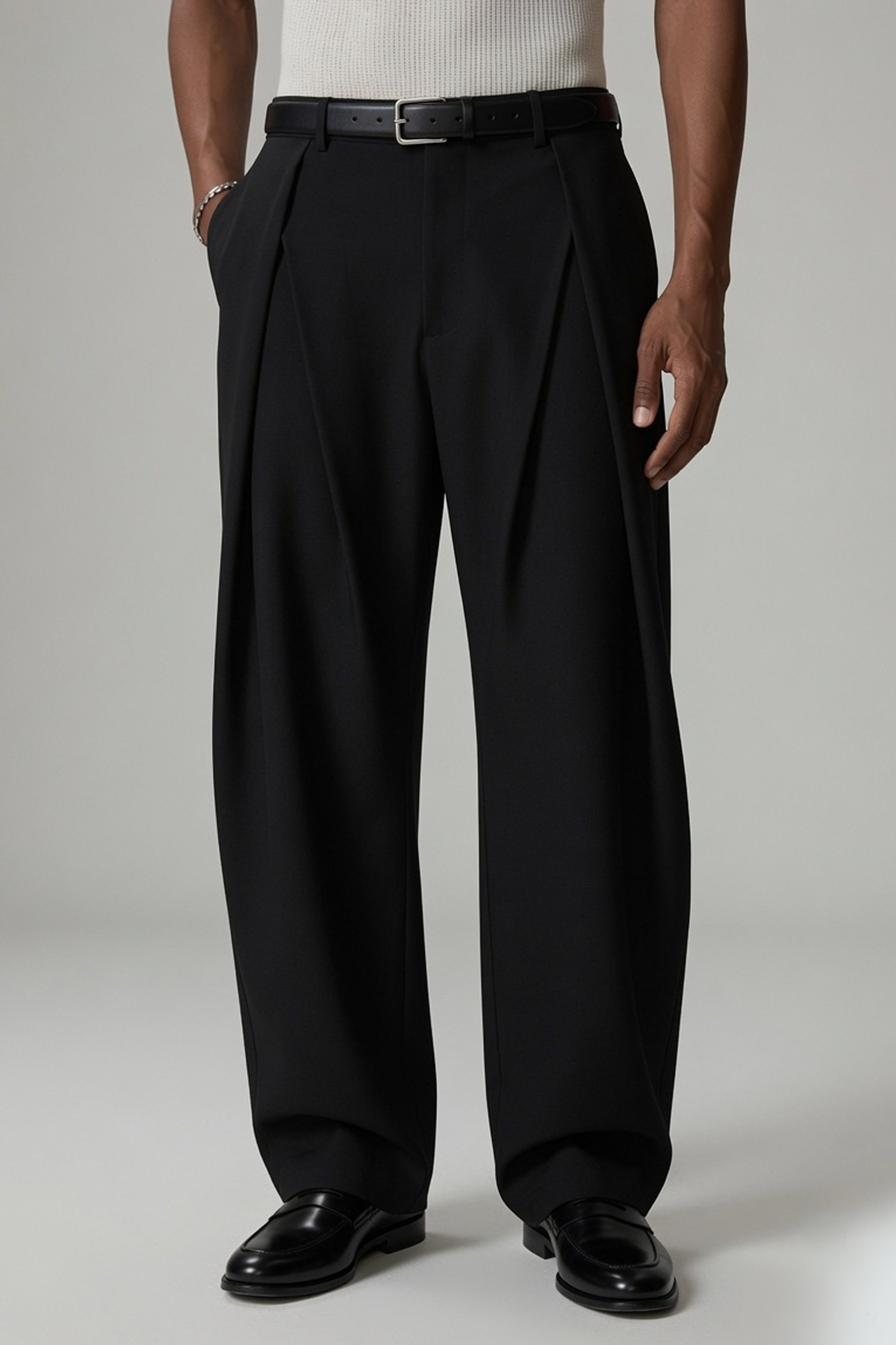 Black Pleated Wide-Leg Trousers