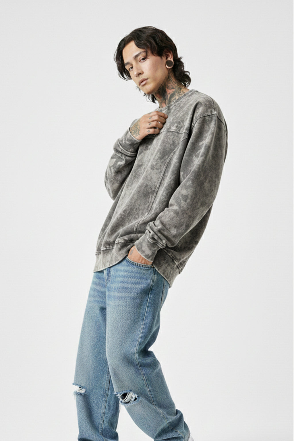 MEN’S LIGHT GREY ACID WASH OVERSIZED STREETWEAR TEE