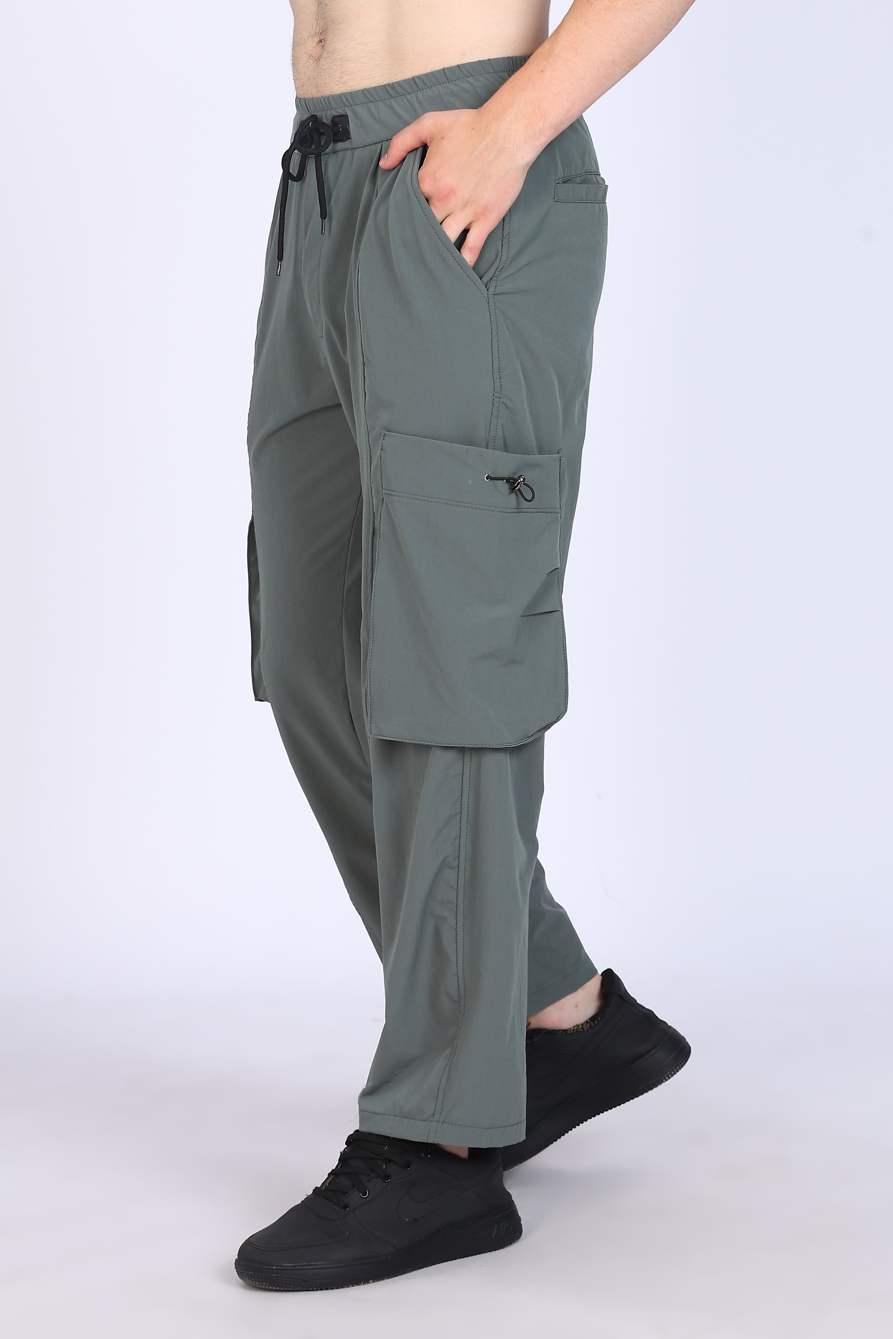 Regular Fit Men's Cargo  Grey Trousers