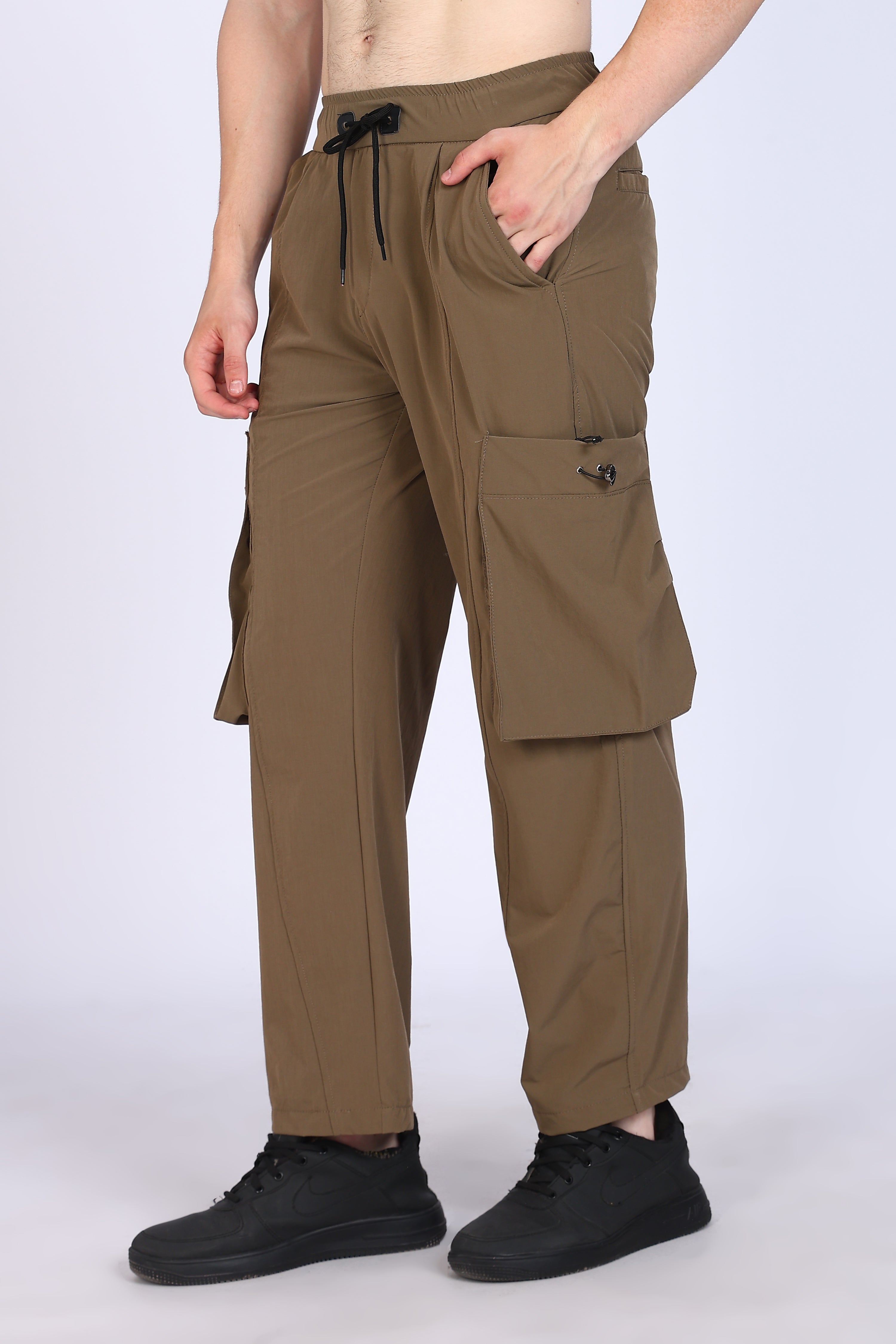 Regular fit Men's Cargo Brown Trousers