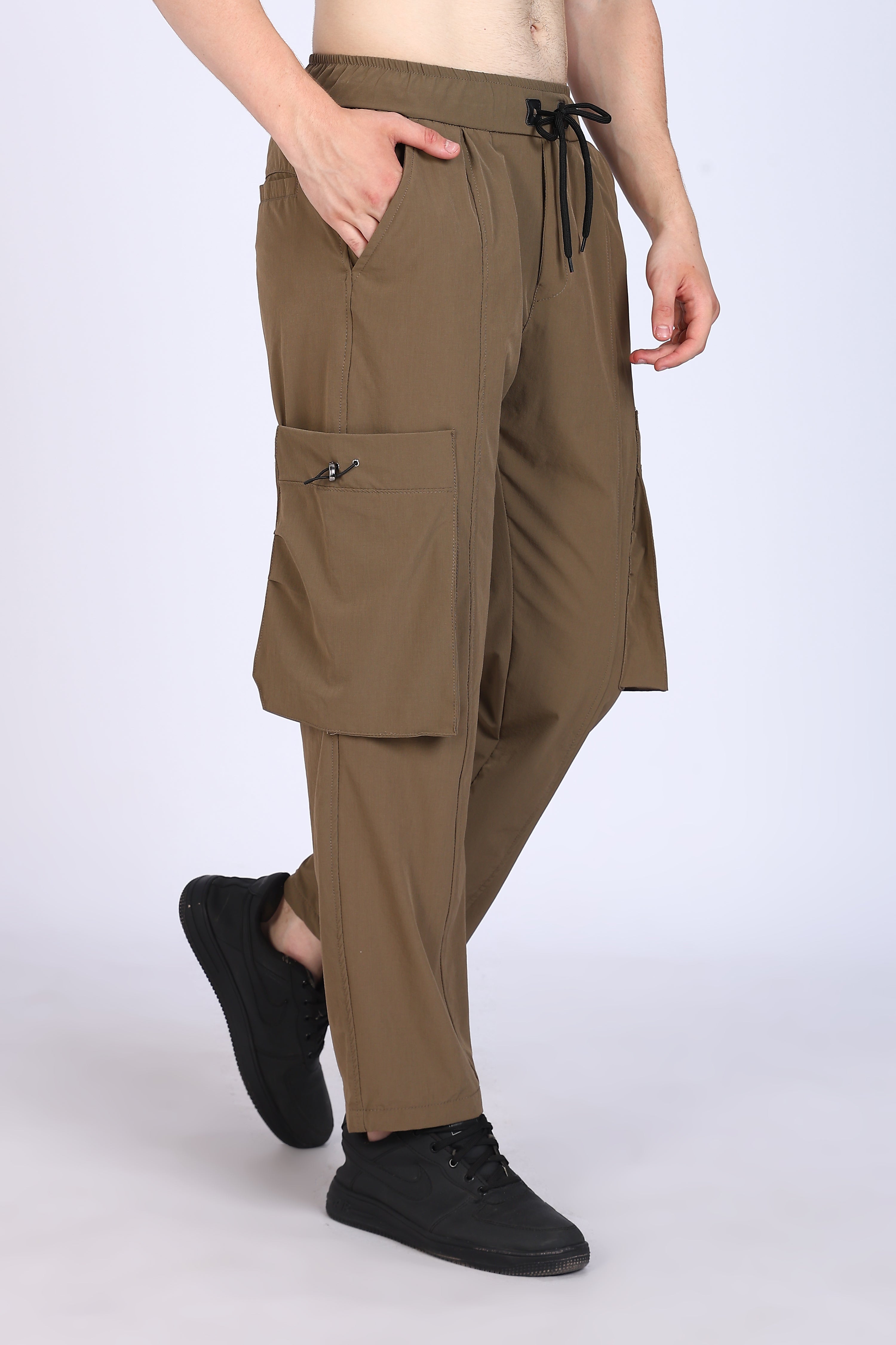 Regular fit Men's Cargo Brown Trousers