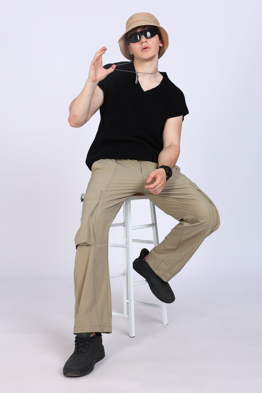 Regular Fit Men's Cargo Beige Trousers