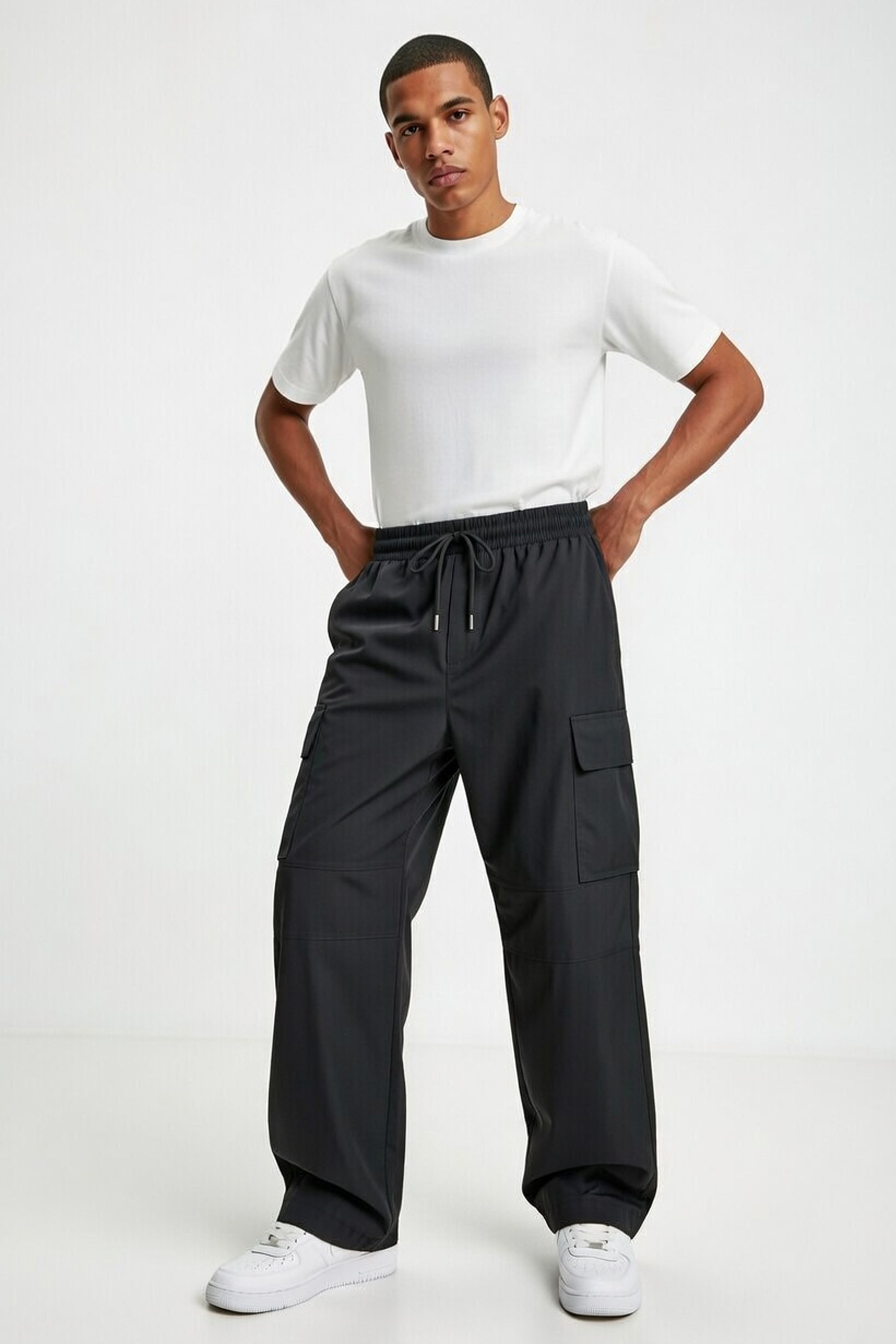 Gen-Z Relaxed Black Cargo Pants