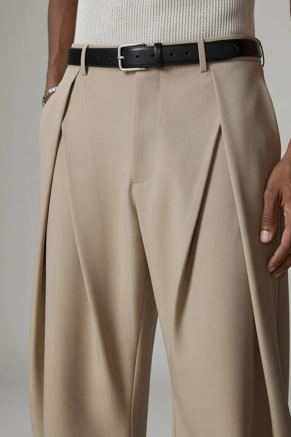 Volume Pleated Pants Beige