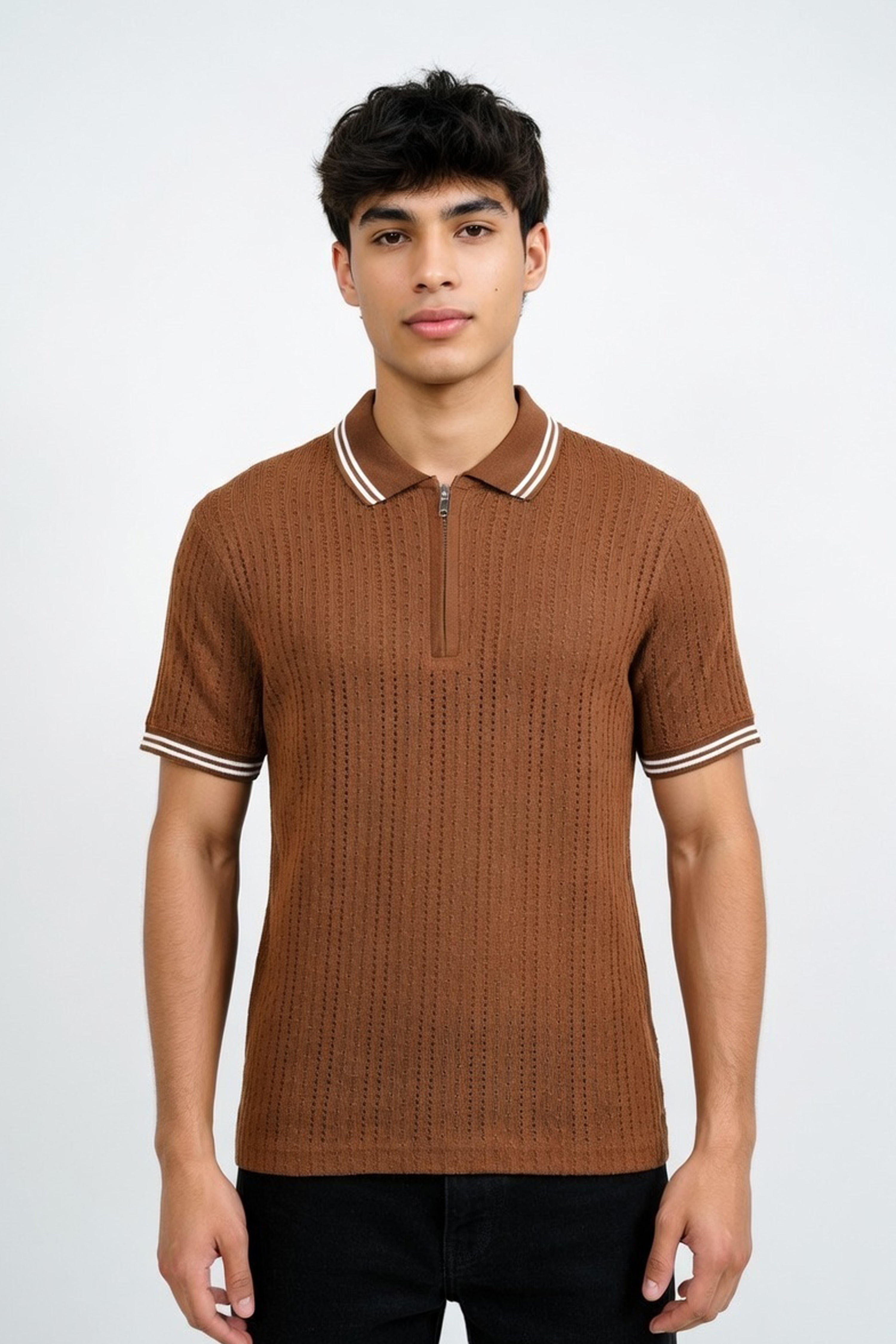 Textured Short Sleeve Knit Polo in Brown